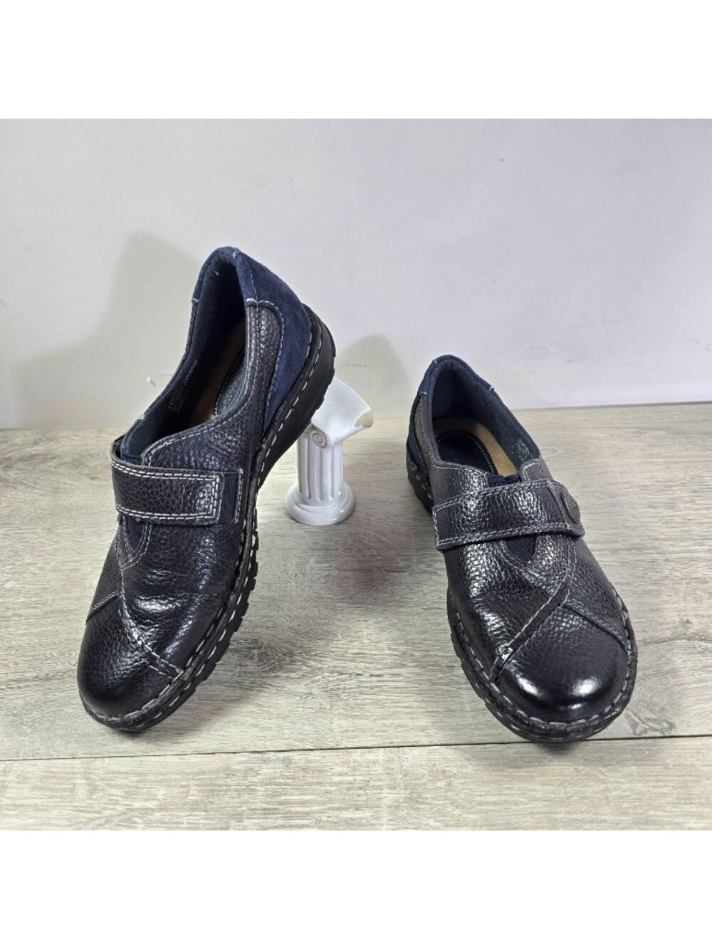 Earth Origins Womens 6M Navy Blue Leather Loafers Mary Jane Comfort Walking Shoe